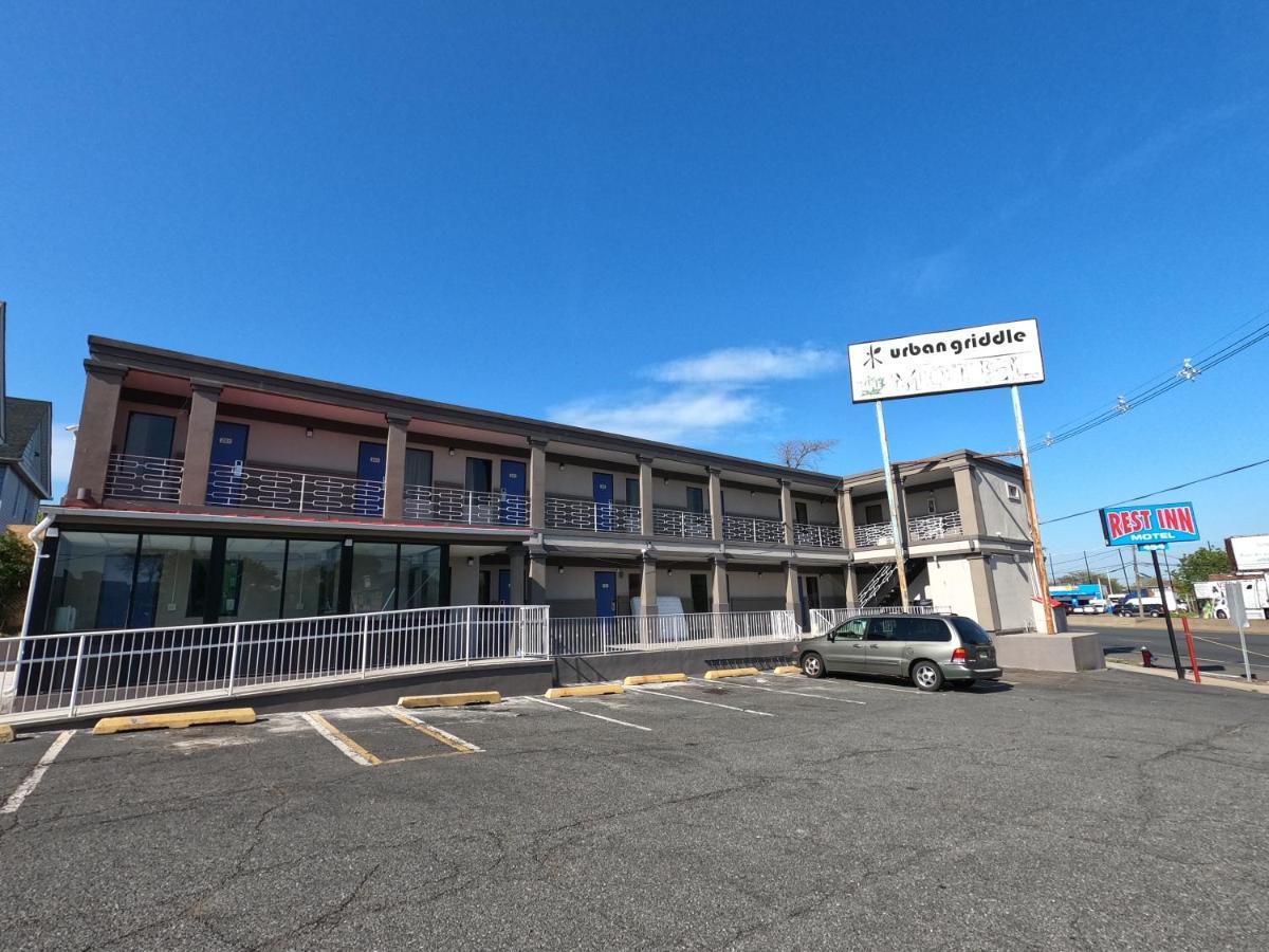 Motel Rest - Elizabeth